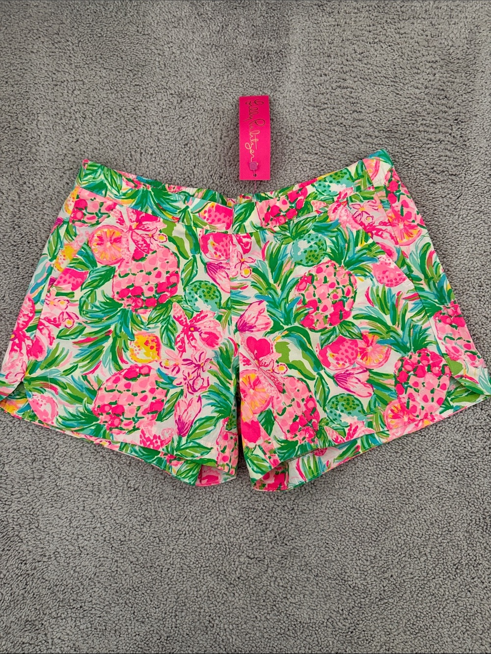 Lilly Pulitzer Tropical Floral Print Women’s Shorts - Pink & Green